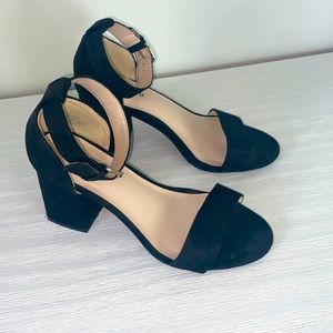 Black summer sandals